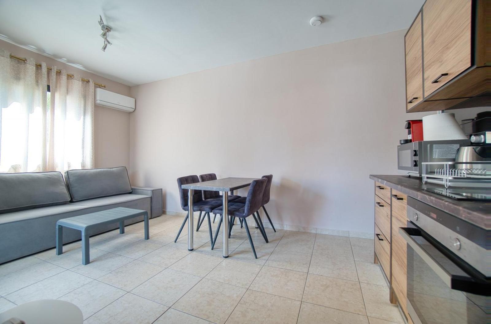 Beautiful 1 Bedroom 600 Meters From The Sea Venus